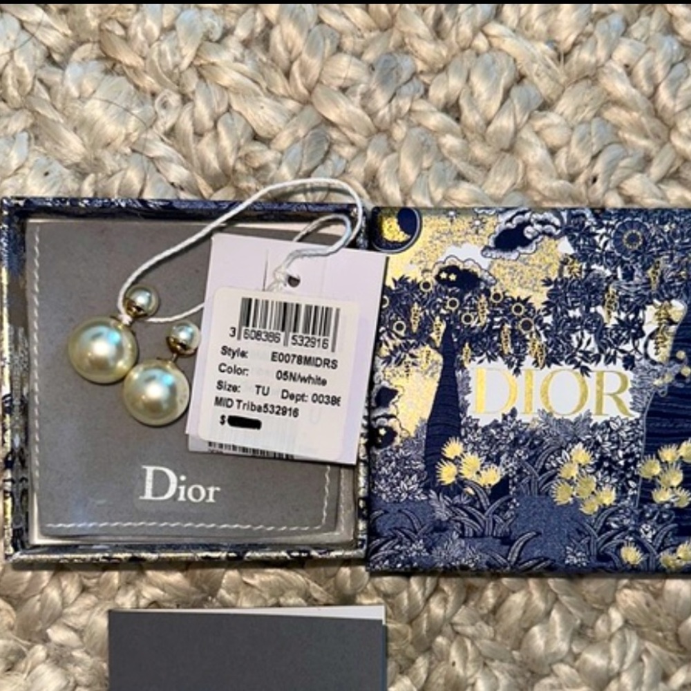 New with tags DIOR TRIBALES EARRINGS